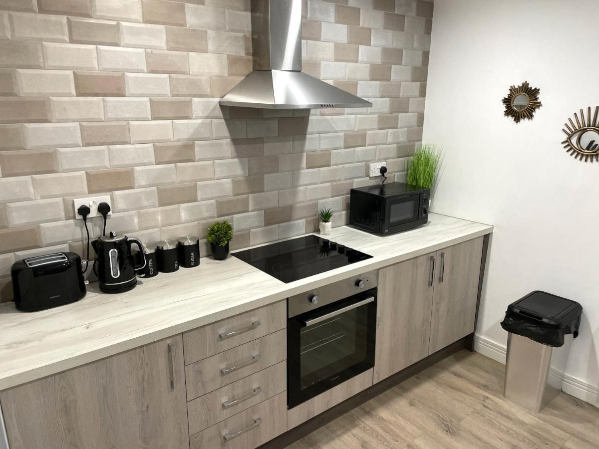 Luxurious 2 Bed Apartment In Heart Of Burnley With Private Parking エクステリア 写真