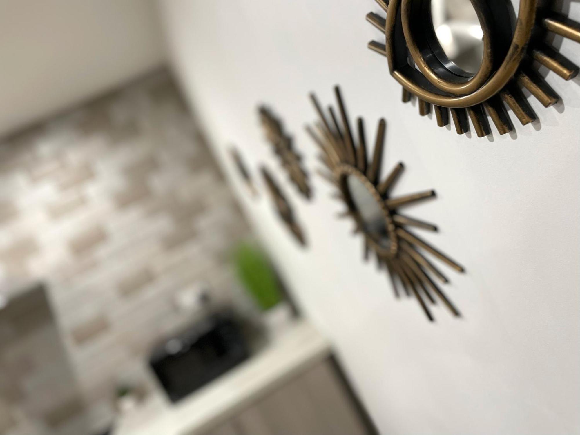 Luxurious 2 Bed Apartment In Heart Of Burnley With Private Parking エクステリア 写真