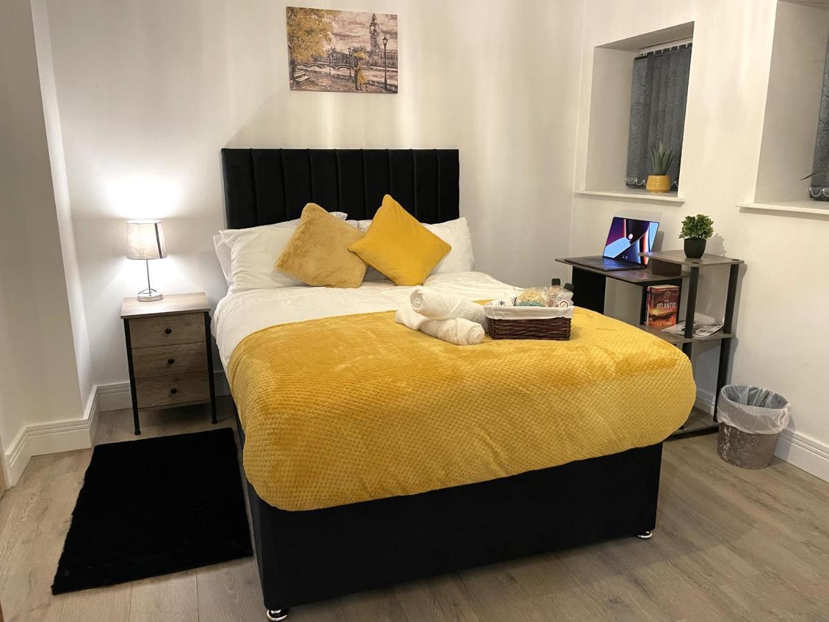 Luxurious 2 Bed Apartment In Heart Of Burnley With Private Parking エクステリア 写真